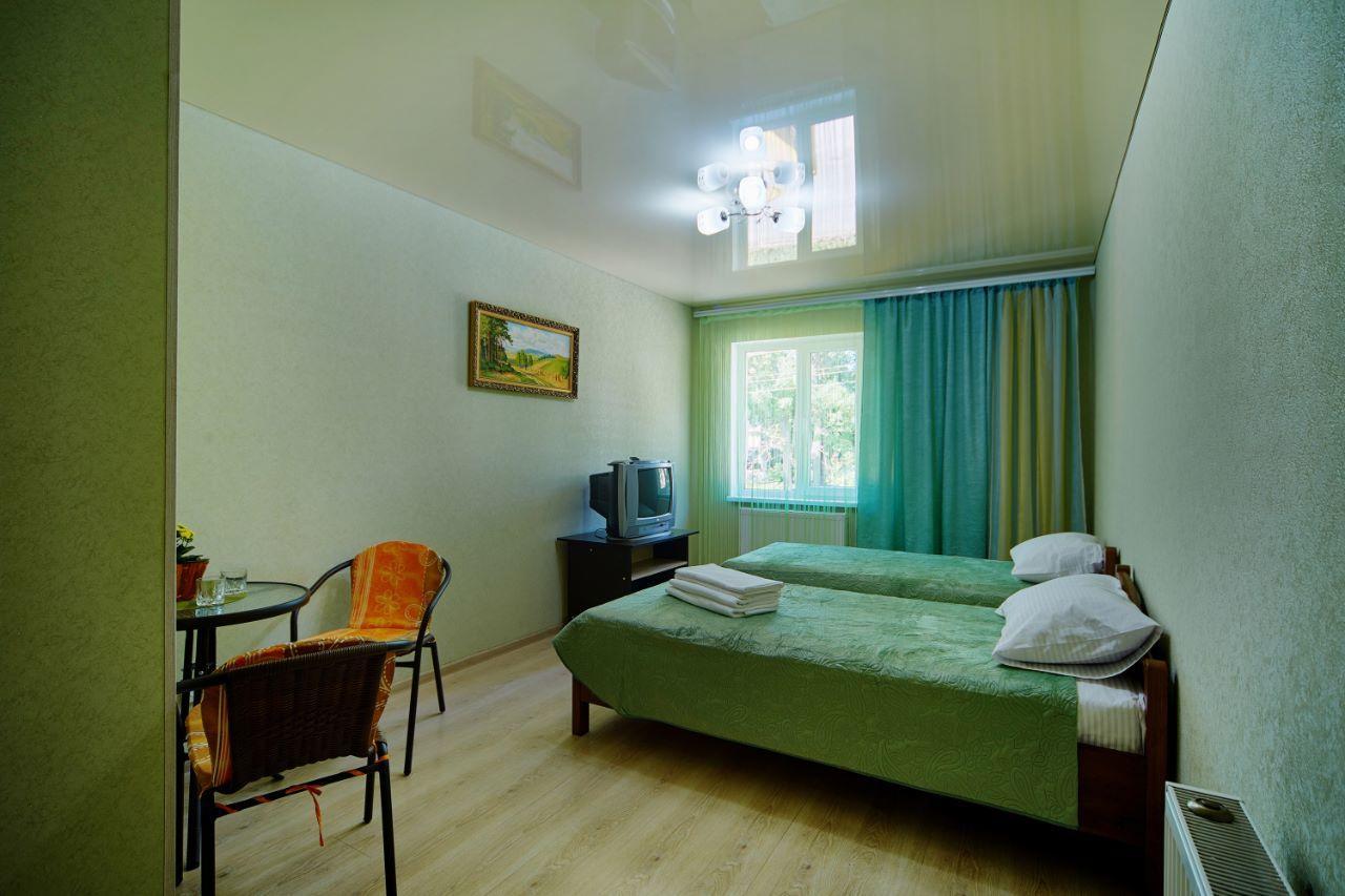 Domashniy Hotell Kamjanets-Podilskyj Exteriör bild